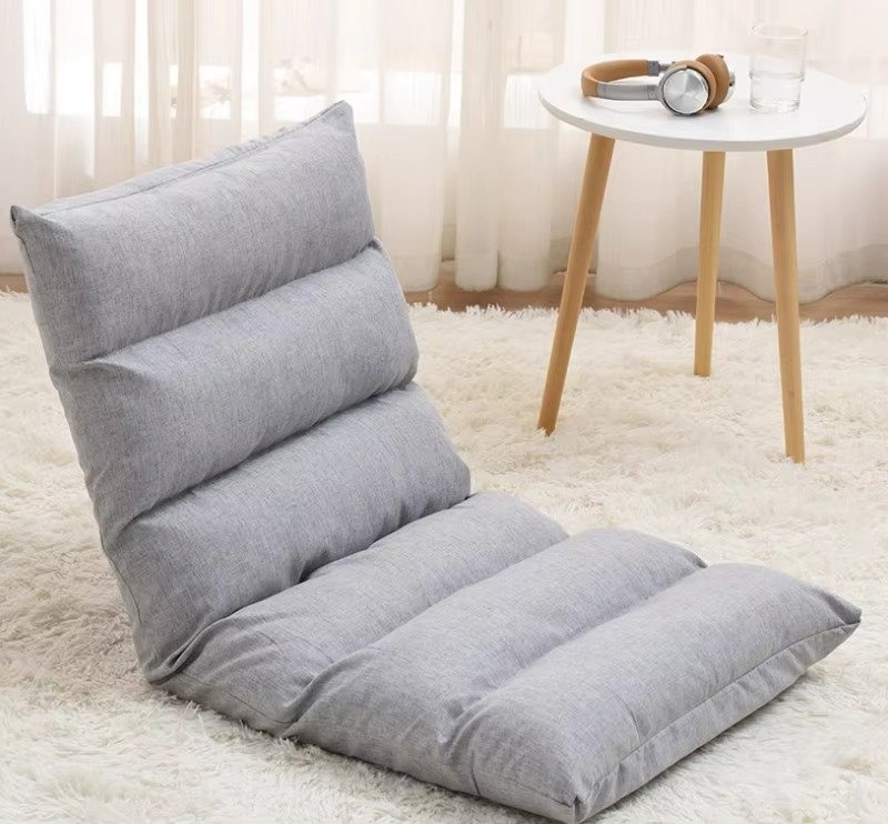 H00b88f2b478b4d5a86ae84e19a15b200I Padded Floor Chair - Image 1